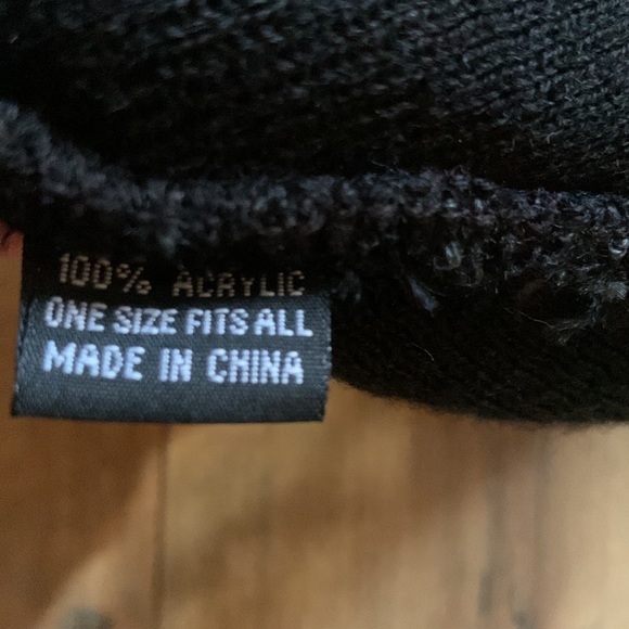 Wrangler black beanie/toque - Picture 5 of 7